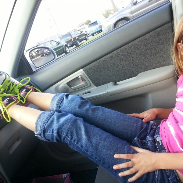 payless cleveland ave