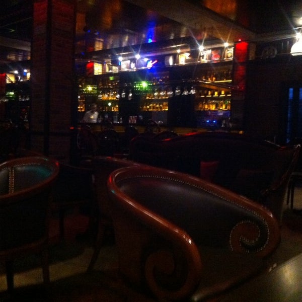 калифорния мьюзик киров. гитары киров. гитары киров лепсе. лофт мичуринск рок бар. калифорния мьюзик киров.