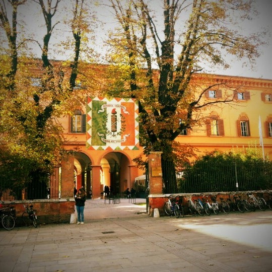 Università di Modena e Reggio Emilia Università