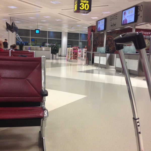 Photo taken at Doha International Airport (DOH) مطار الدوحة الدولي by Avgi A. on 5/2/2013