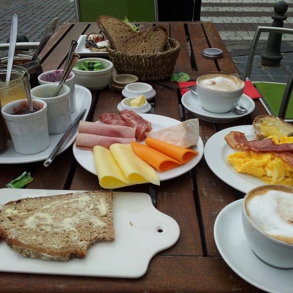 Tout Bon Breakfast Spot In Elsene Ixelles