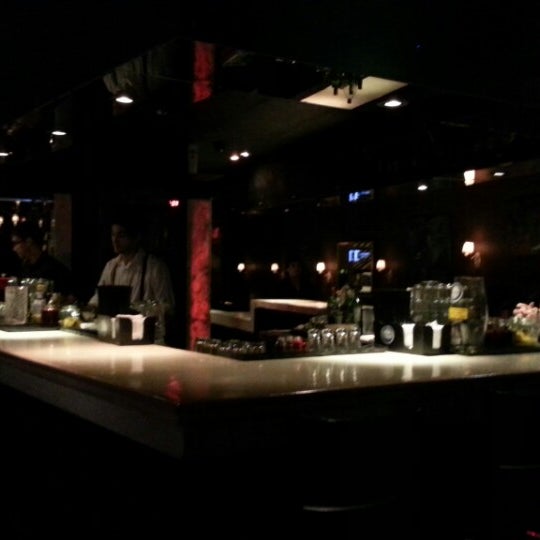 Foto diambil di Mute Restaurant &amp; Bar oleh Nico .. pada 9/29/2013