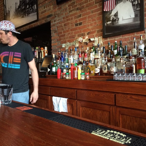 6/22/2015にGregory W.がXYZ the Tavernで撮った写真