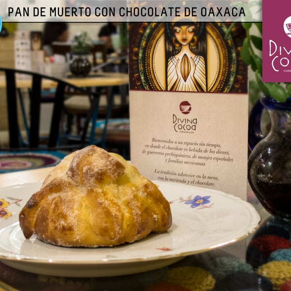 En esta temporada no te pierdas nuestro Pan de Muerto artesanal con Chocolate de Oaxaca! Acompáñalo con un delicioso chocolatito caliente con Nuez de Macadamia! te va a encantar!!