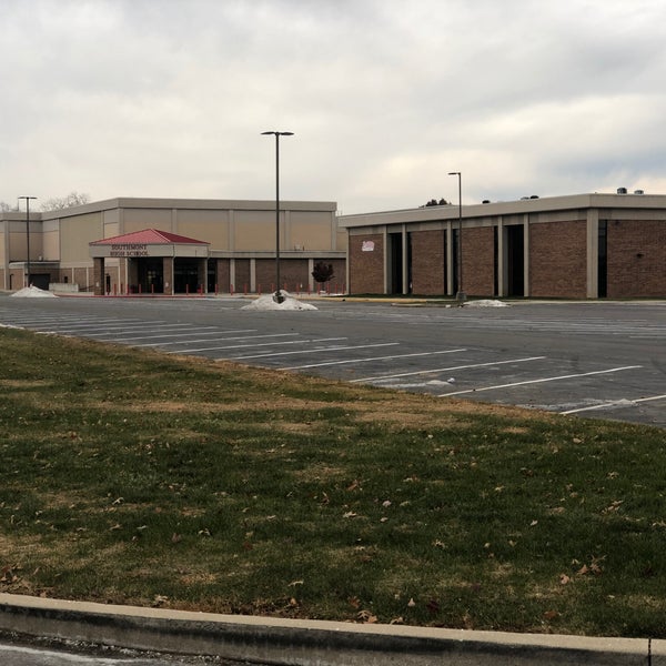 Southmont High School 6425 South U.S. 231 South