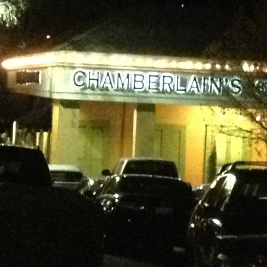 Снимок сделан в Chamberlain&#39;s Steak &amp; Chop House пользователем David S. 12/5/2012