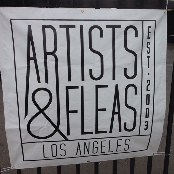 Photo taken at Artists and Fleas, Los Angeles by Jonathan R. on 7/19/2014