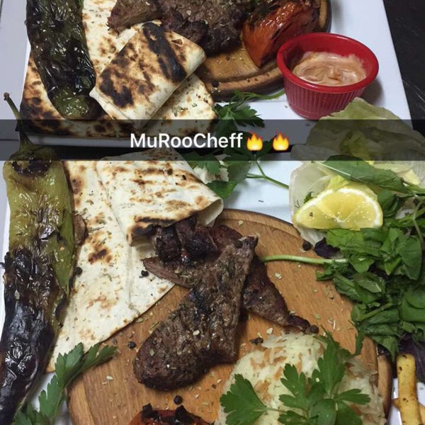 12/6/2016 tarihinde Murat Chef 🔥🔥ziyaretçi tarafından Pasha Lounge &amp; Nargile'de çekilen fotoğraf