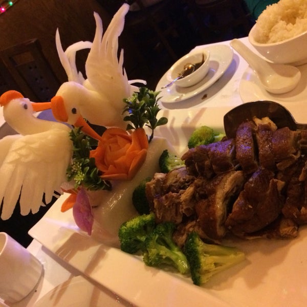 The Chinese duck is definitely a go-to dish. Perfectly seasoned and moist, you can't go wrong. Plus they have good service so do tip generously