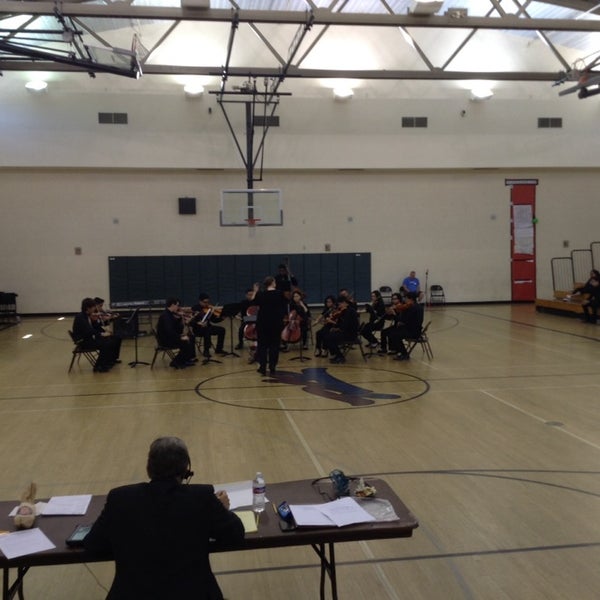Rio Norte Junior High School Newhall Santa Clarita CA