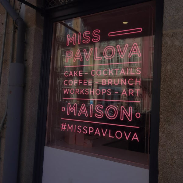รูปภาพถ่ายที่ Miss Pavlova Maison โดย Carlos G. เมื่อ 4/22/2023