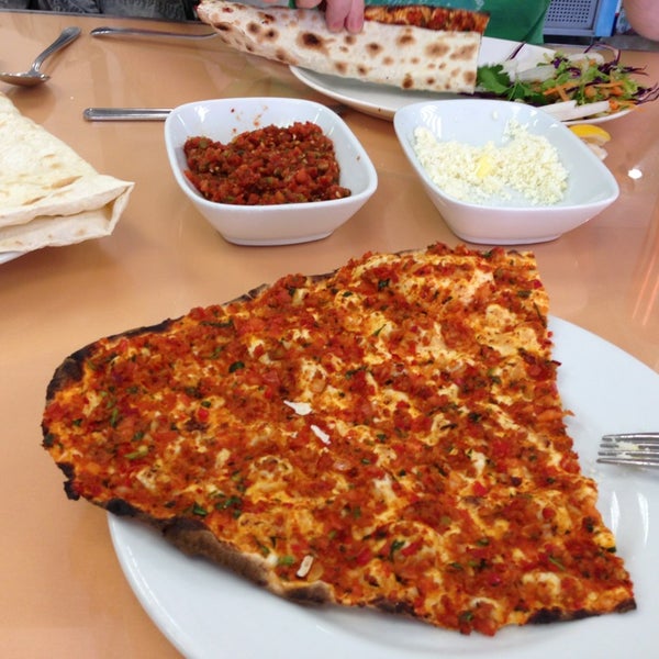Saray Sac Tava Genc Osman Pasa Cad