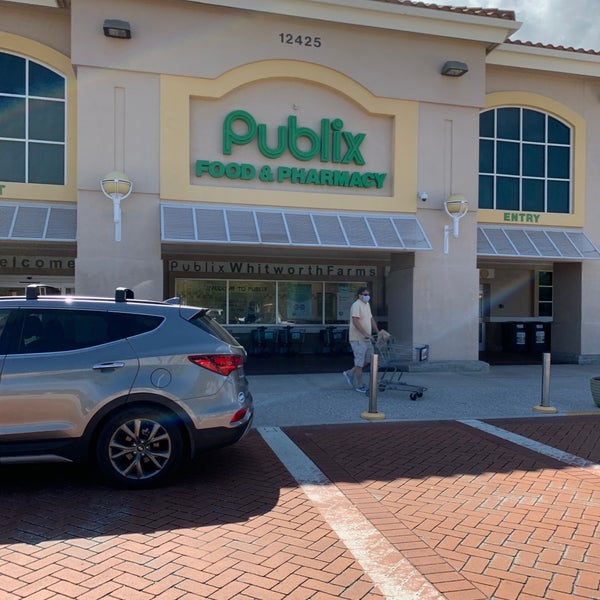 Publix Grocery Store in Boynton Beach
