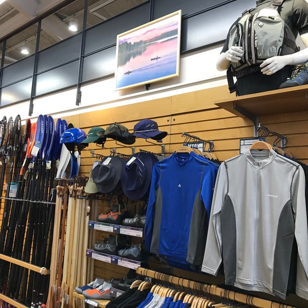 Mont Bell 横浜しんやました店 中区 5 Tips From 346 Visitors