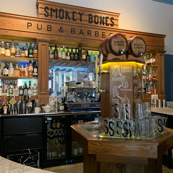 Photo taken at Smokey Bones by Мария Г. on 10/5/2019