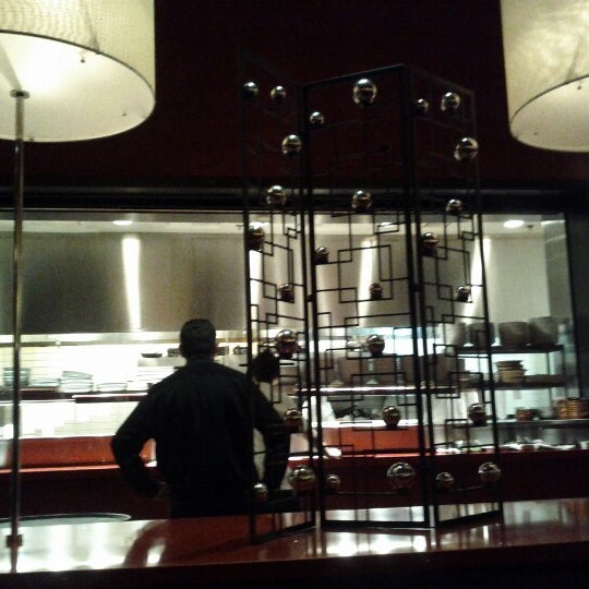 Foto tomada en ENVY The Steakhouse  por Ms.Fu el 1/10/2013