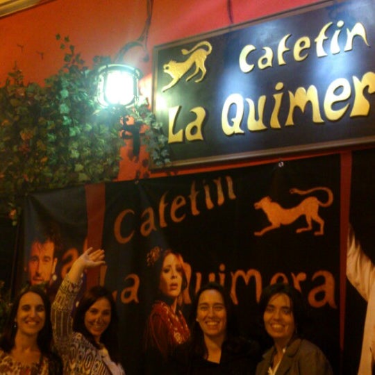 Снимок сделан в La Quimera Tablao Flamenco y Sala Rociera пользователем Laura B. 10/4/2015