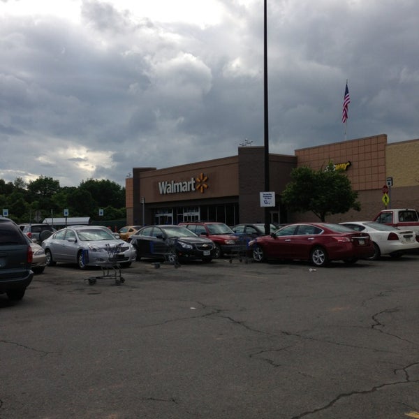 Walmart Supercenter Big Box Store in Sayre