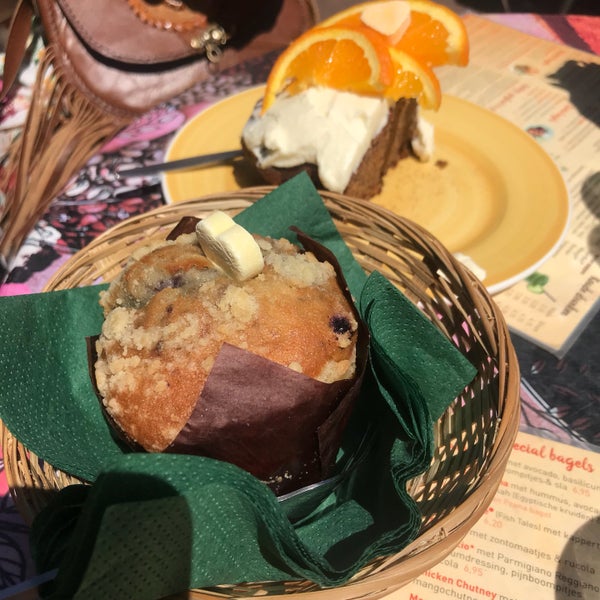 Bagels & Beans Zeeheldenkwartier Piet Heinplein 3