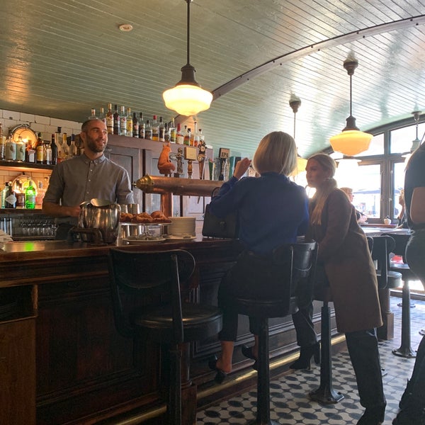 9/4/2019 tarihinde Donatas M.ziyaretçi tarafından Electric Diner'de çekilen fotoğraf