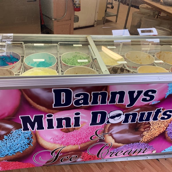 Foto tomada en Danny&#39;s Mini Donuts  por Leroy T. el 12/29/2019