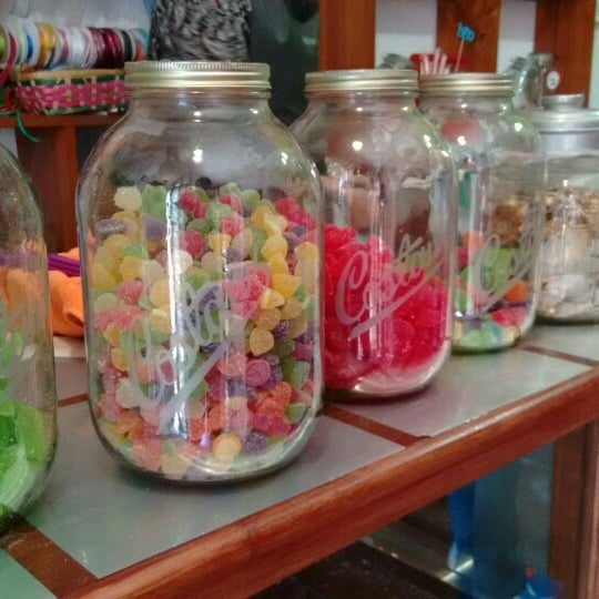 Chocolates y Dulces "Costanzo" León, Guanajuato