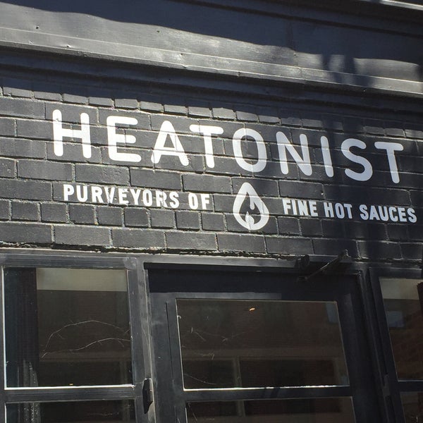 Photo taken at Heatonist by Om S. on 6/15/2016