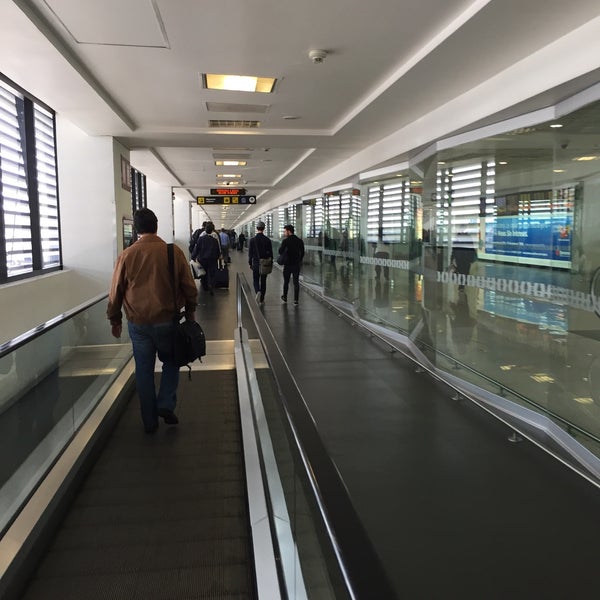 11/16/2015에 Victor C.님이 멕시코시티 국제공항 (MEX)에서 찍은 사진