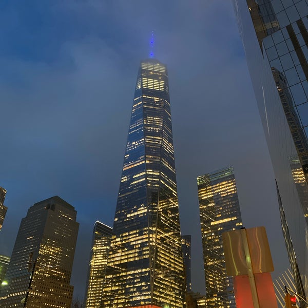 Foto tomada en One World Trade Center  por Hatice el 12/25/2023