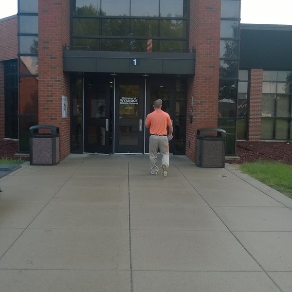 Wyandot Middle School 39490 Garfield Rd