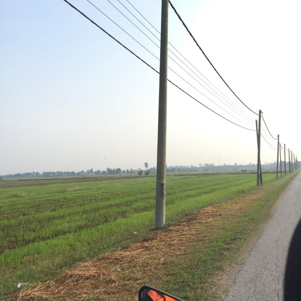 Photos At Kampung Parit 11 Timur Sungai Besar Arcade