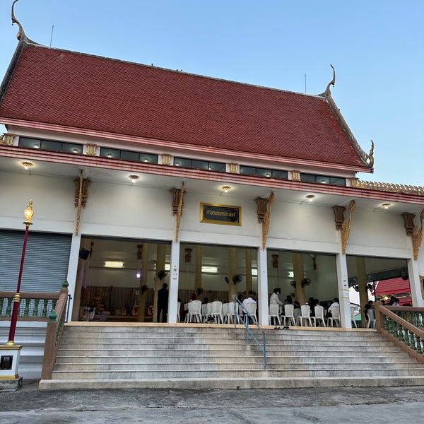 วัดพุทธบูชา (Wat Phutthabucha) Buddhist Temple in Thung Khru