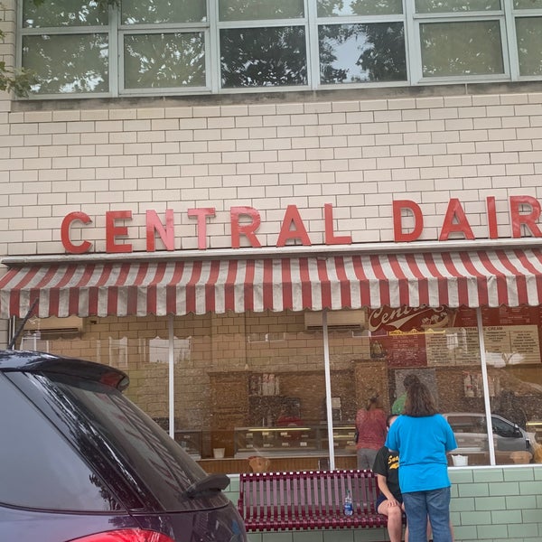 Central Dairy Old Munichburg 31 tips from 851 visitors