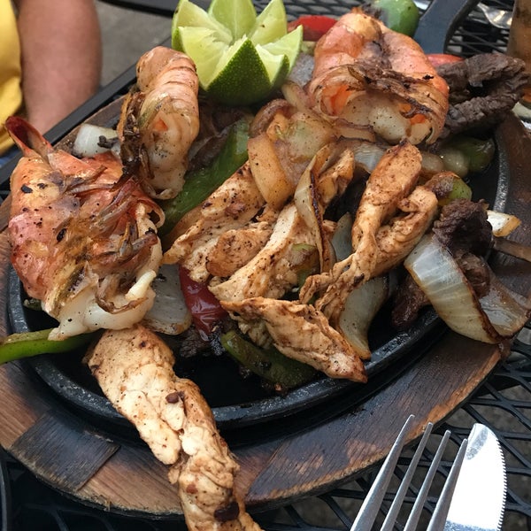 8/29/2017에 Debbie C.님이 Campuzano Mexican Food에서 찍은 사진