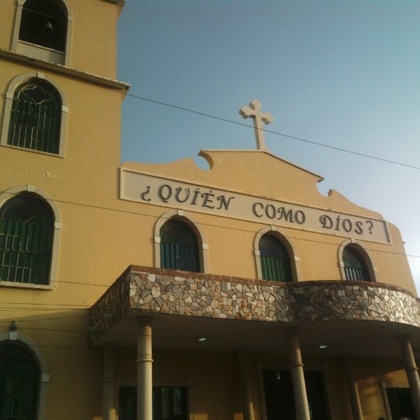 Iglesia San Miguel Arcangel - Iglesia en Maracaibo