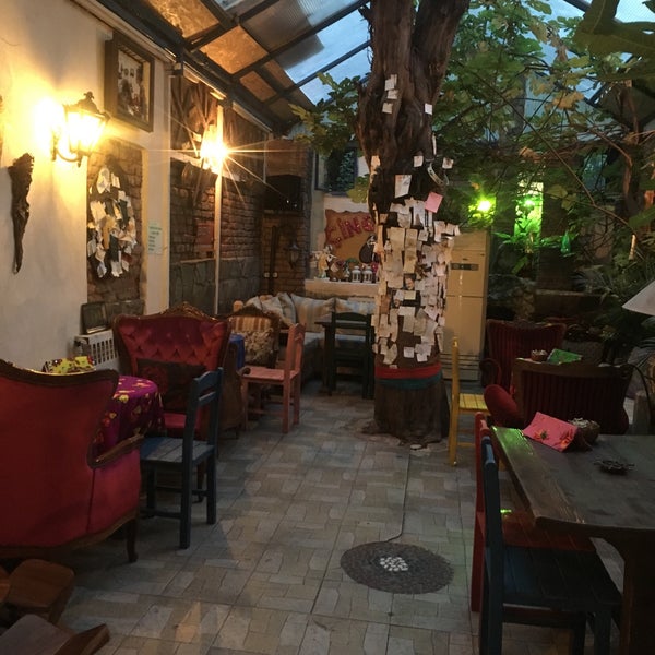 6/4/2018にHayati P.がÇingene Cafeで撮った写真