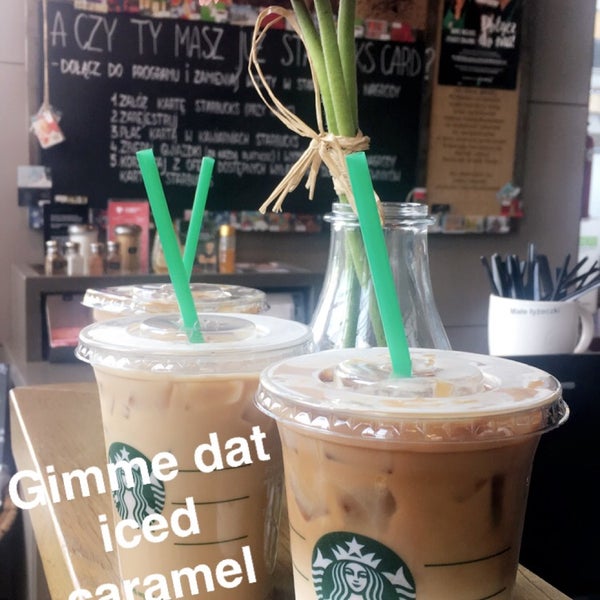 Photo taken at Starbucks by Fetoon ♉. on 5/6/2017