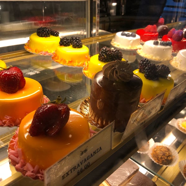 Photo taken at Charlotte Patisserie by Pavlo G. on 8/7/2019