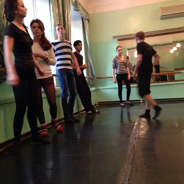 Колледжи актерского мастерства в москве. Спектакль сторителлинг. Химки театральный колледж. Колледжи актерского мастерства в москве. Колледж актёрского мастерства после 9 класса санкт-петербург.