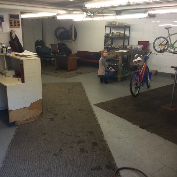 uw bike shop