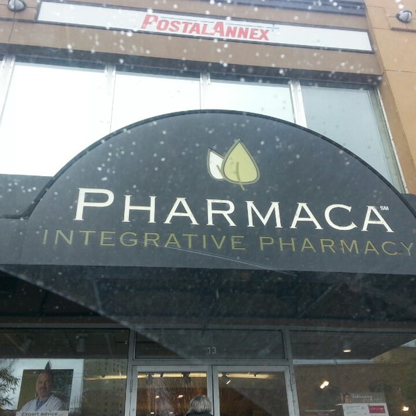 Foto diambil di Pharmaca Integrative Pharmacy oleh Lane I. pada 1/31/2014