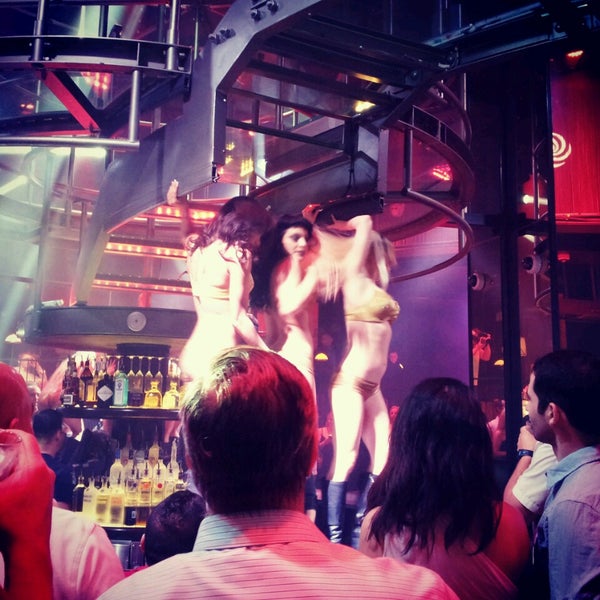 Photo prise au Ivan Kane&#39;s Royal Jelly Burlesque Nightclub par Catherine Z. le6/5/2013