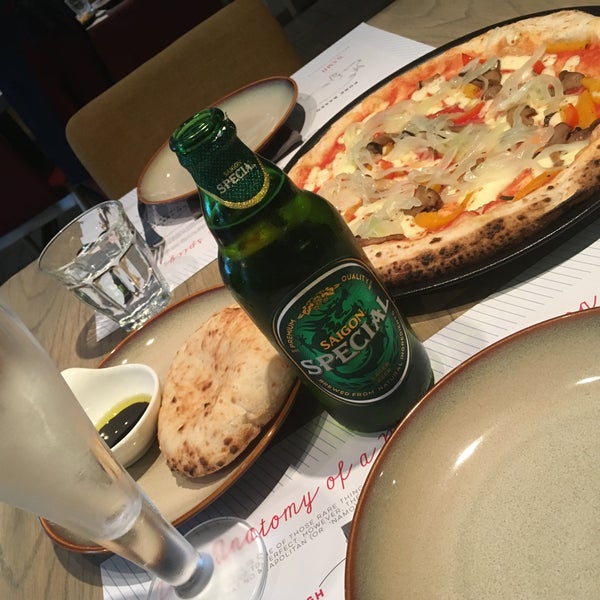 Foto diambil di Namo Pizzeria &amp; Italian Restaurant oleh Selçuk pada 5/13/2017