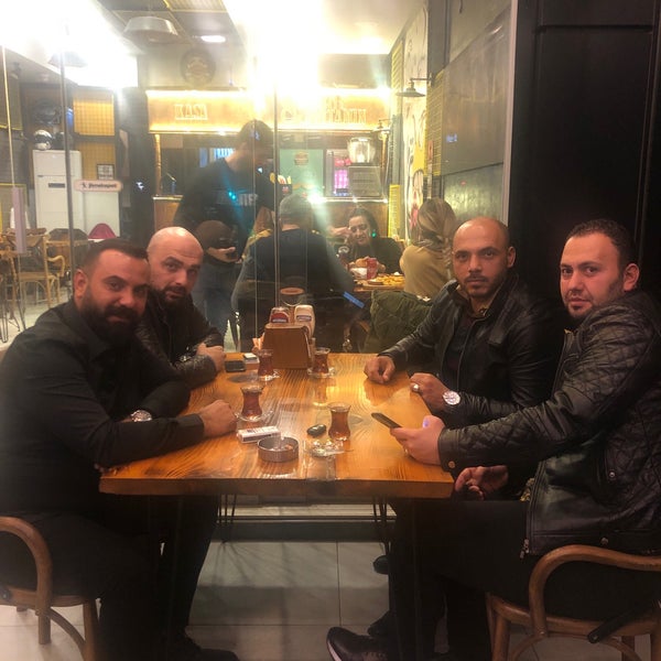 11/30/2018 tarihinde İbrahim Y.ziyaretçi tarafından Cafe Burger 85'de çekilen fotoğraf