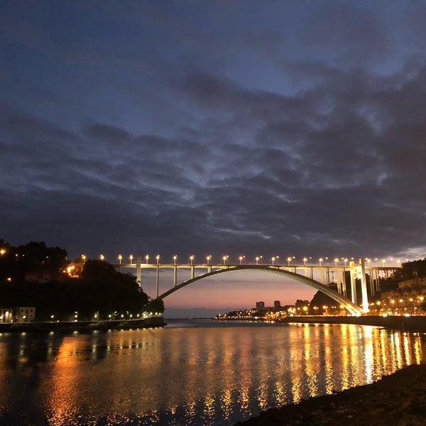 мост преображенского в запорожье. мост через реку квай тайланд. 6. 6. самый красивый мост португалии.