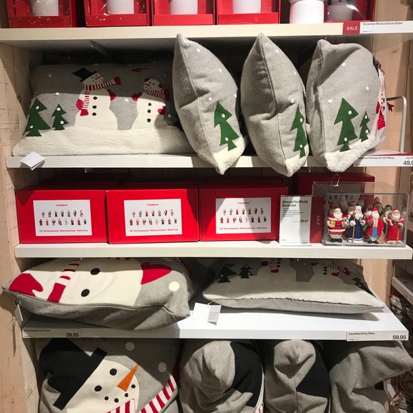 Photo taken at Crate &amp; Barrel by Dani on 12/17/2017