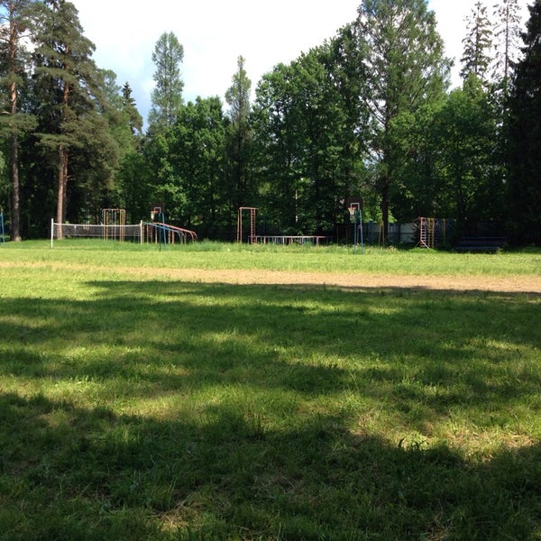 Дол адмиралтеец. Детский оздоровительный лагерь «адмиралтеец». Лагерь адмиралтеец в сиверской. Пионерский лагерь адмиралтеец в сиверской. Адмиралтеец лагерь сиверский.