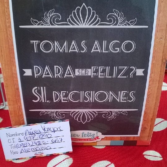 Foto scattata a Ser Feliz! - Tienda, Café &amp; Dulces da Angel V. il 7/13/2014