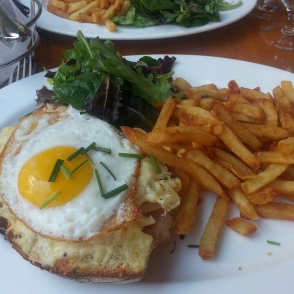 Amazing croque madame!! Brings me back to the time I lived in Alsace. C'est manifique!