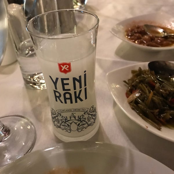 Foto tomada en Neyzen Restaurant  por Esra Ç. el 4/7/2018
